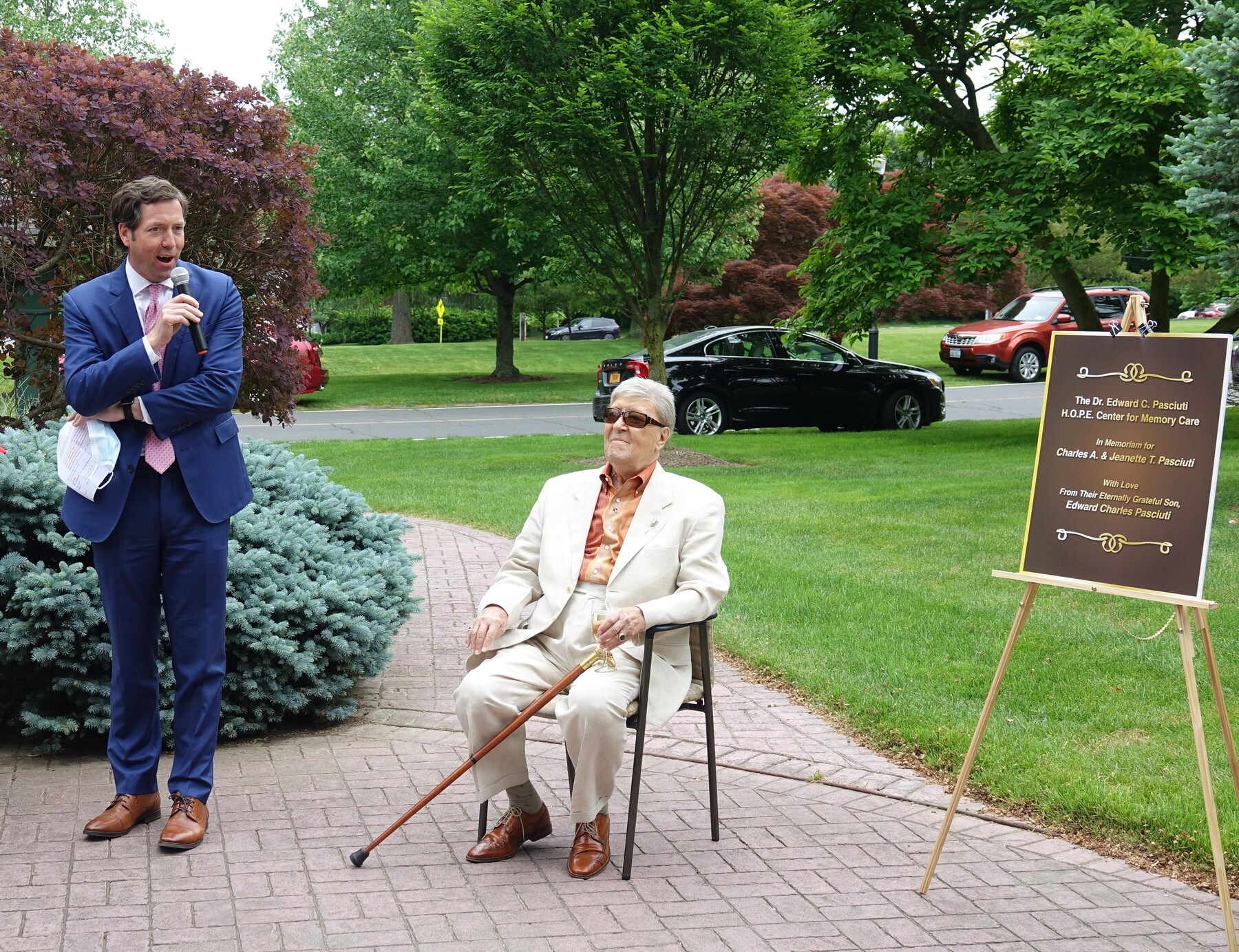 Pictured (L-R) Osborn President and CEO Matthew G. Anderson with Dr. Edward C. Pasciuti at the ceremony in The Osborn&#039;s Betty Neagle Garden.